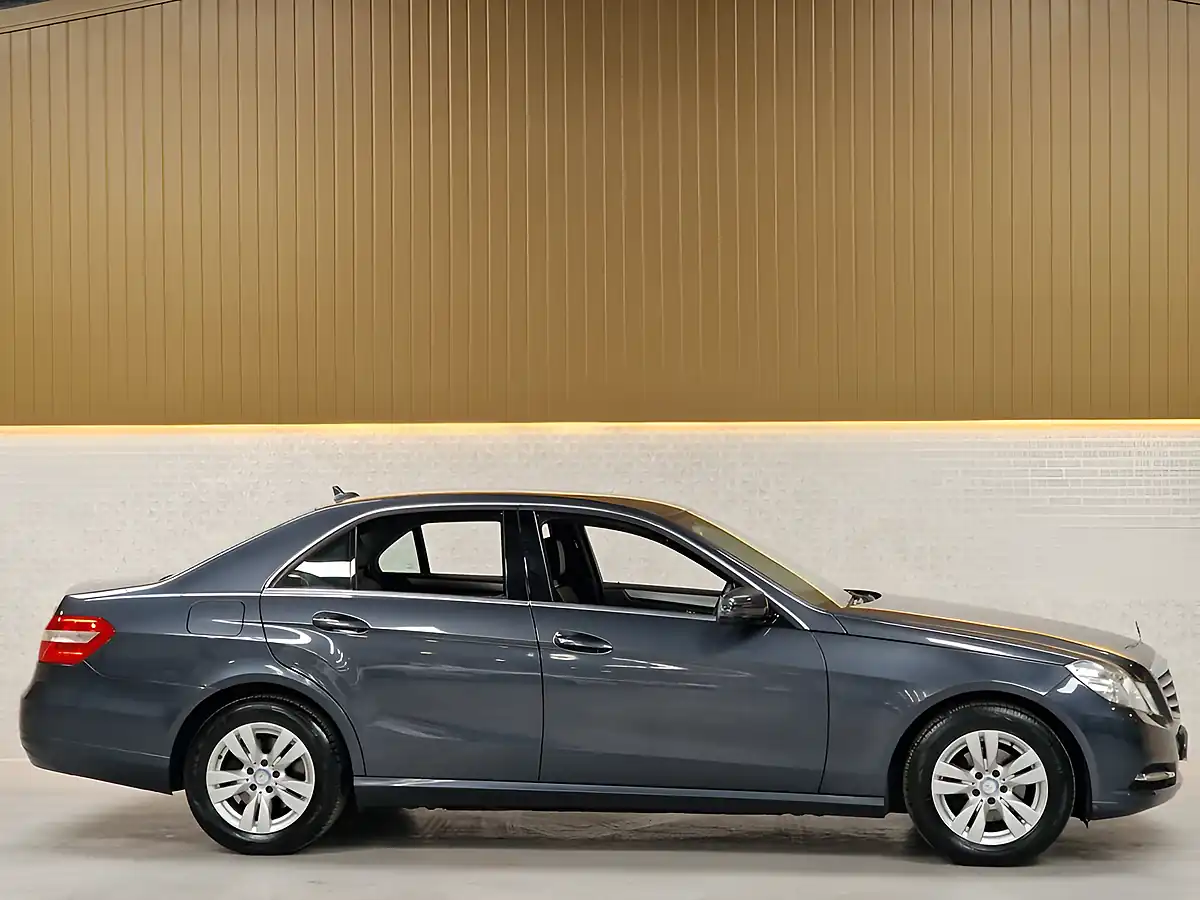 Used 2012 Mercedes-Benz E-Class Se Tenorite Grey - Interior and Exterior details 18