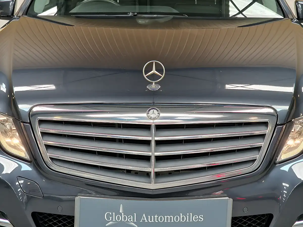 Used 2012 Mercedes-Benz E-Class Se Tenorite Grey - Interior and Exterior details 7