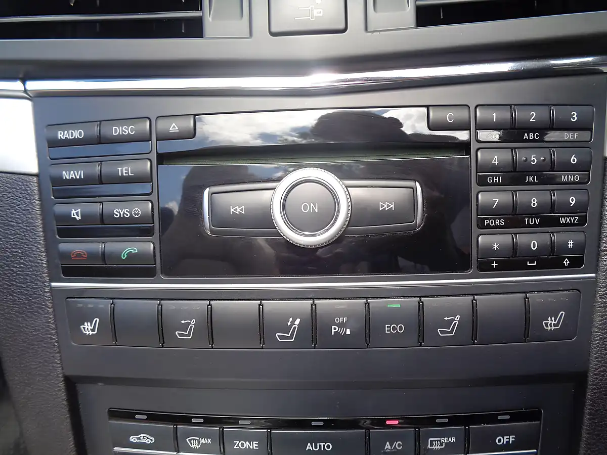 Used 2012 Mercedes-Benz E Class Sport Cabriolet Silver - Interior and Exterior details 16