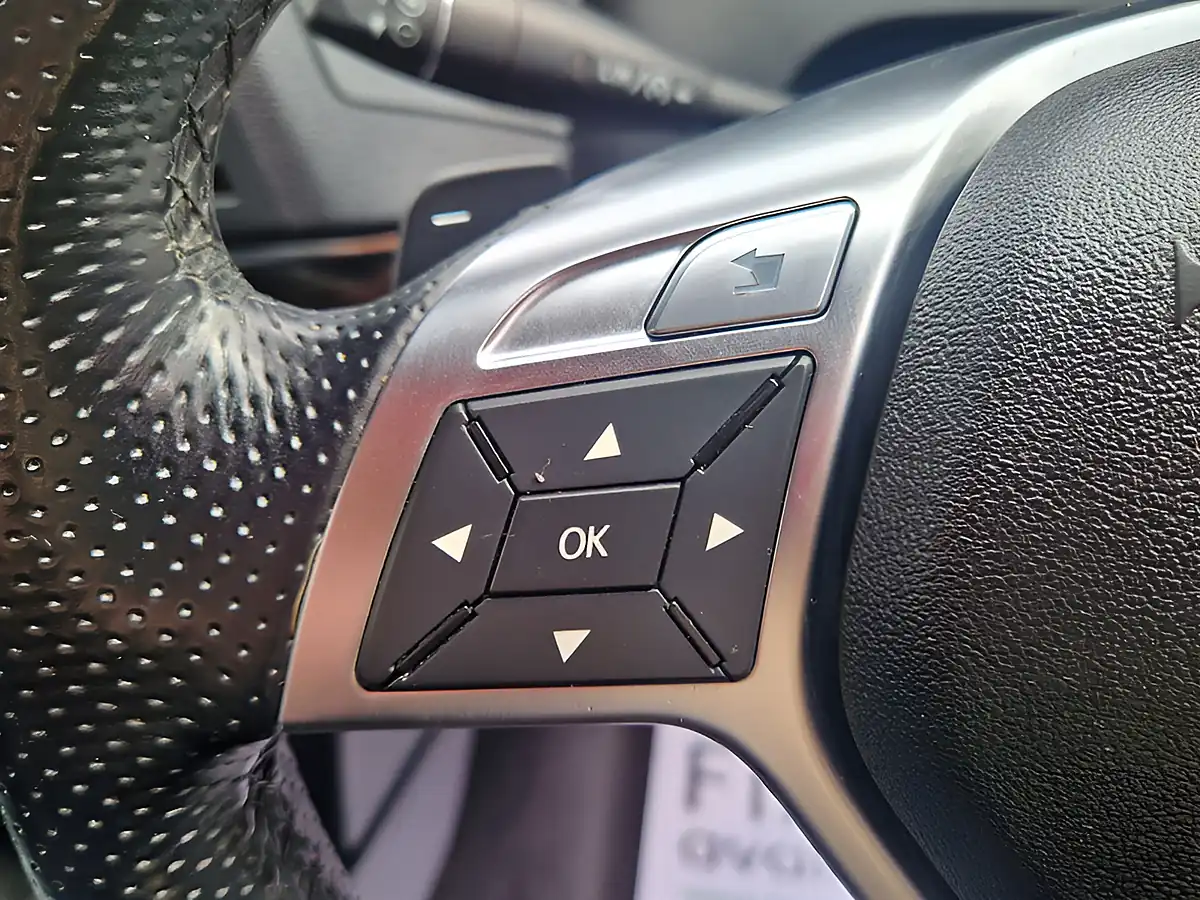 Used 2012 Mercedes-Benz E Class Sport Cabriolet Silver - Interior and Exterior details 19