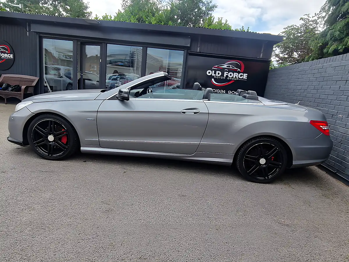 Used 2012 Mercedes-Benz E Class Sport Cabriolet Silver - Interior and Exterior details 4