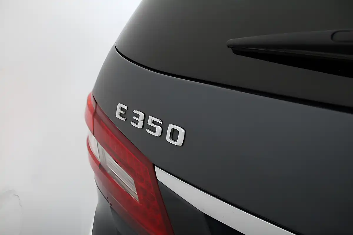 Used 2012 Mercedes-Benz E Class Sport Grey - Interior and Exterior details 11
