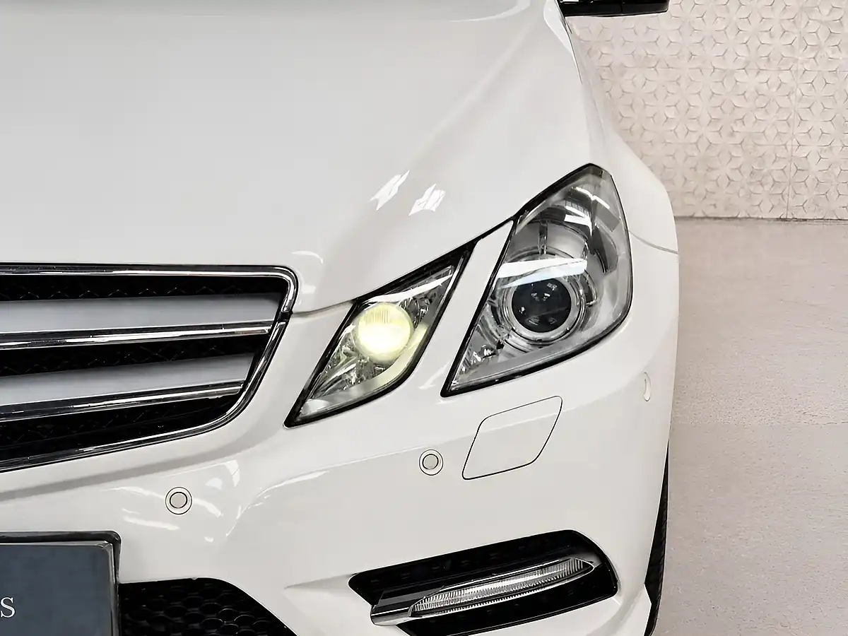 Used 2012 Mercedes-Benz E Class Sport Polar White - Interior and Exterior details 8