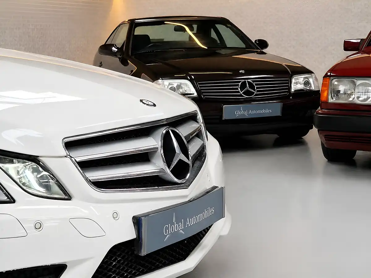 Used 2012 Mercedes-Benz E Class Sport Polar White - Interior and Exterior details 9