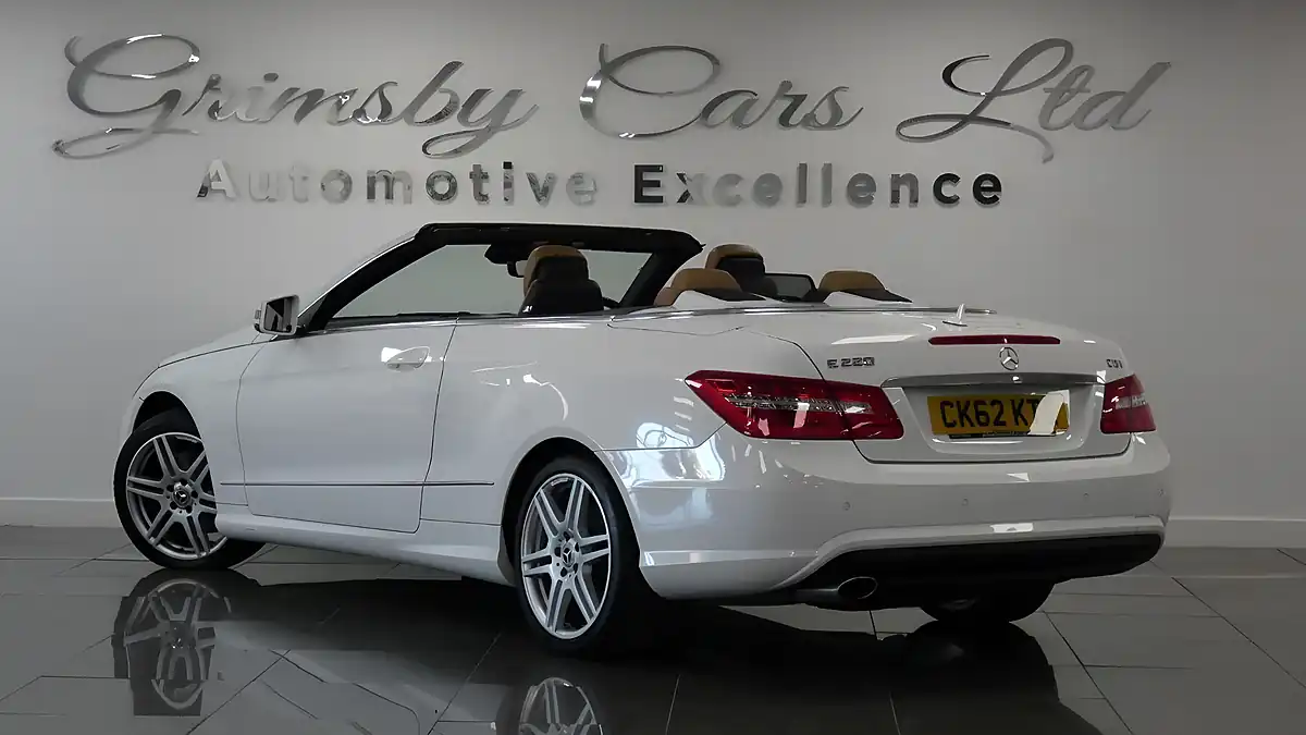 Used 2012 Mercedes-Benz E Class Sport White - Interior and Exterior details 4