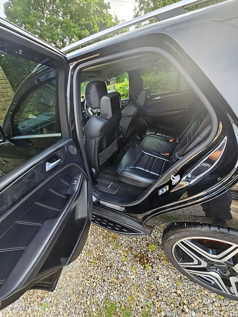 Used 2012 Mercedes-Benz M Class Ml 63 Obsidian Black Metallic - Interior and Exterior details 6