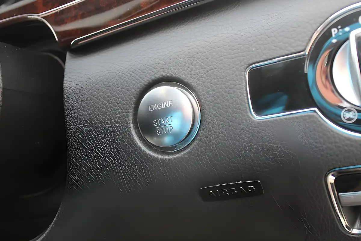 Used 2012 Mercedes-Benz S Class S500L Blueefficiency Black - Interior and Exterior details 18