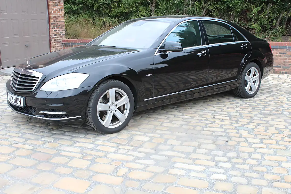 Used 2012 Mercedes-Benz S Class S500L Blueefficiency Black - Interior and Exterior details 3