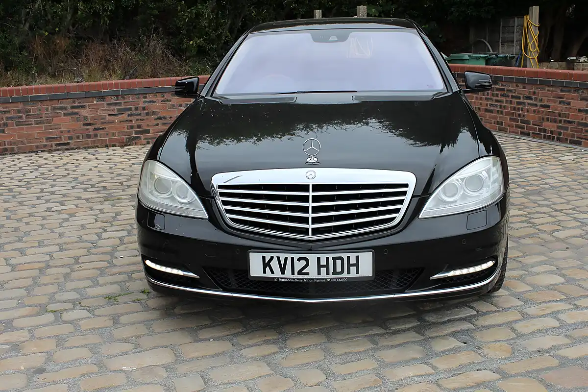 Used 2012 Mercedes-Benz S Class S500L Blueefficiency Black - Interior and Exterior details 5