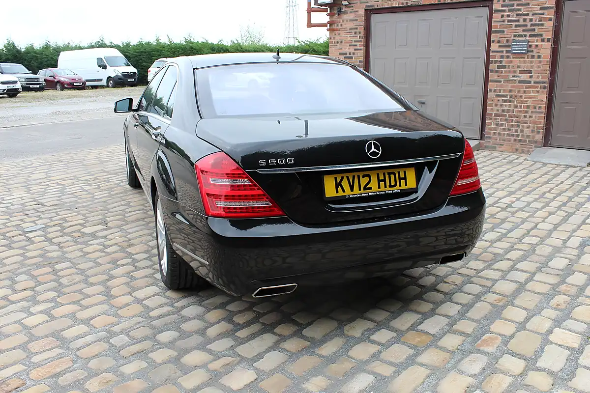 Used 2012 Mercedes-Benz S Class S500L Blueefficiency Black - Interior and Exterior details 6