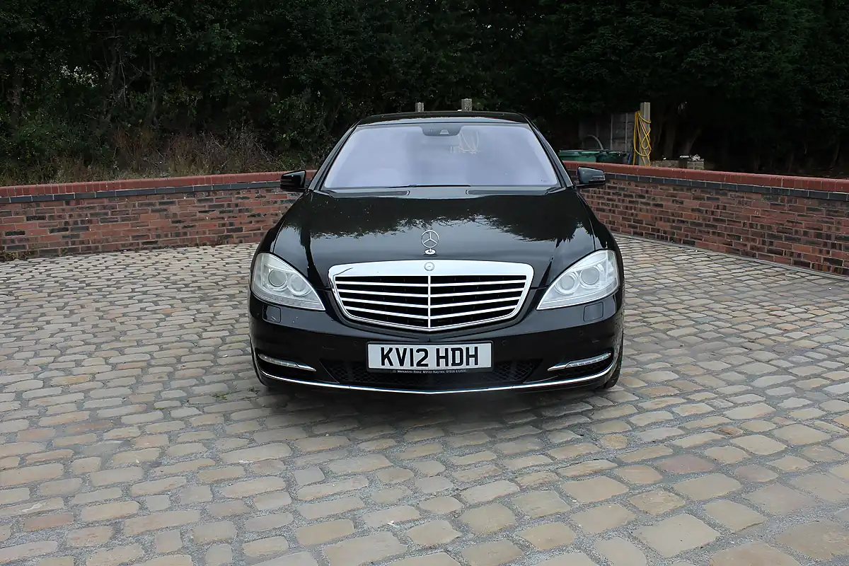 Used 2012 Mercedes-Benz S Class S500L Blueefficiency Black - Interior and Exterior details 8