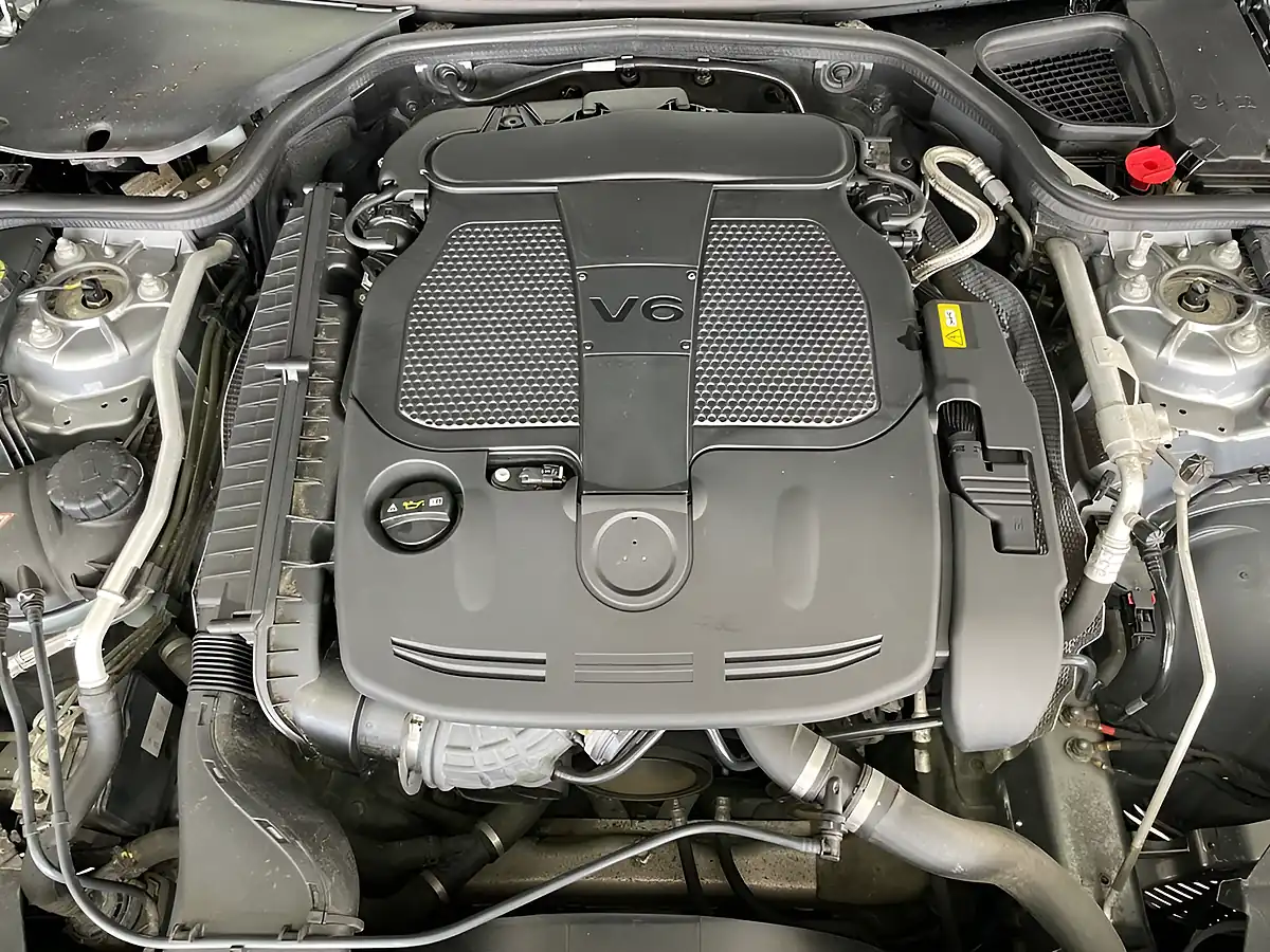 Used 2012 Mercedes-Benz Sl 350 AMG Pack Silver - Interior and Exterior details 11