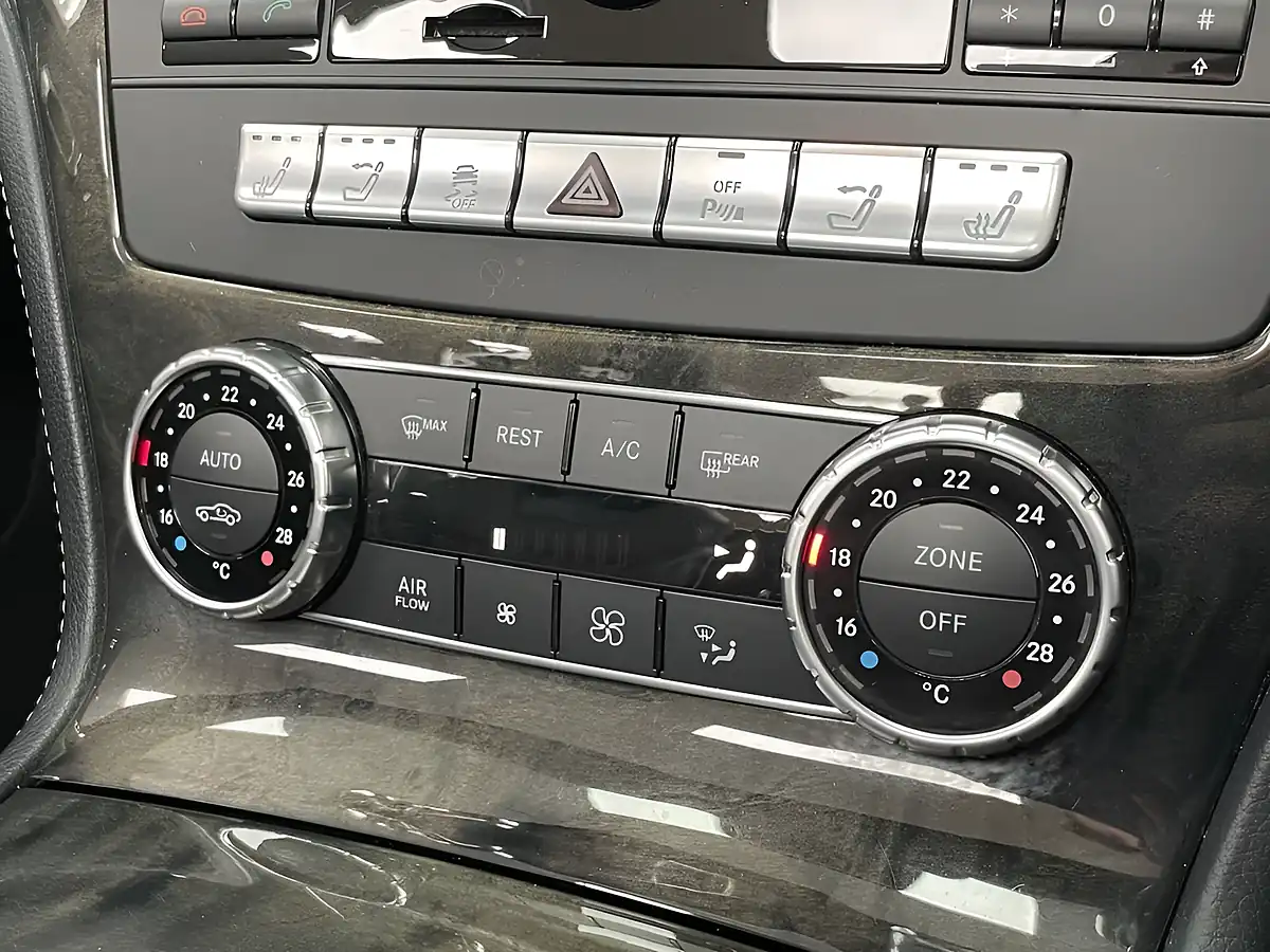 Used 2012 Mercedes-Benz Sl 350 AMG Pack Silver - Interior and Exterior details 19
