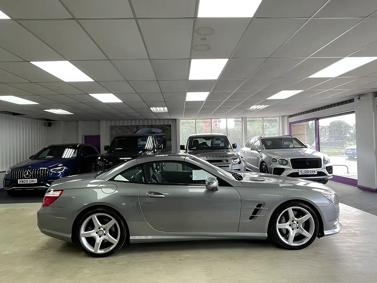 Used 2012 Mercedes-Benz Sl 350 AMG Pack Silver - Interior and Exterior details 8