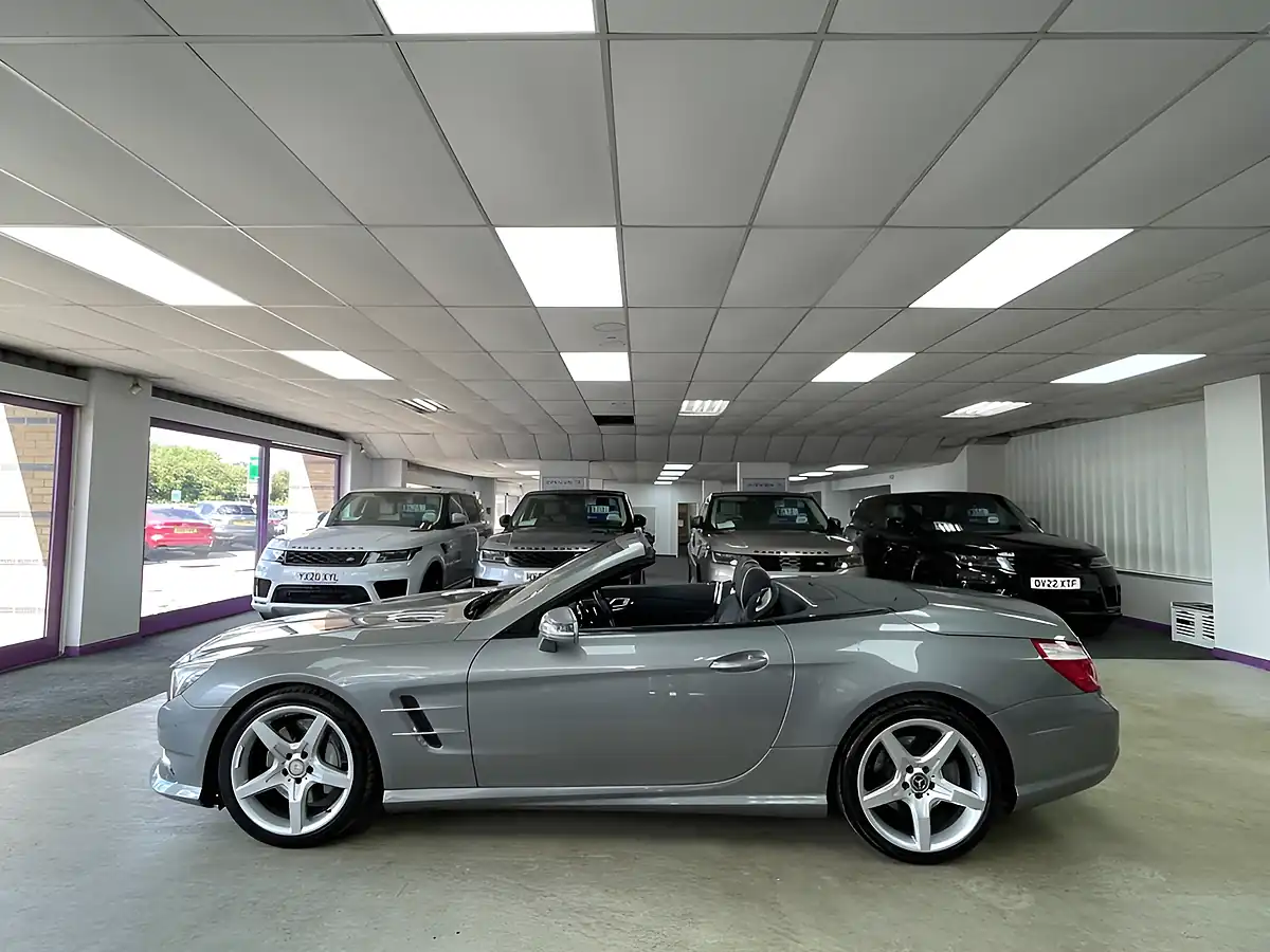 Used 2012 Mercedes-Benz Sl 350 AMG Pack Silver - Interior and Exterior details 9