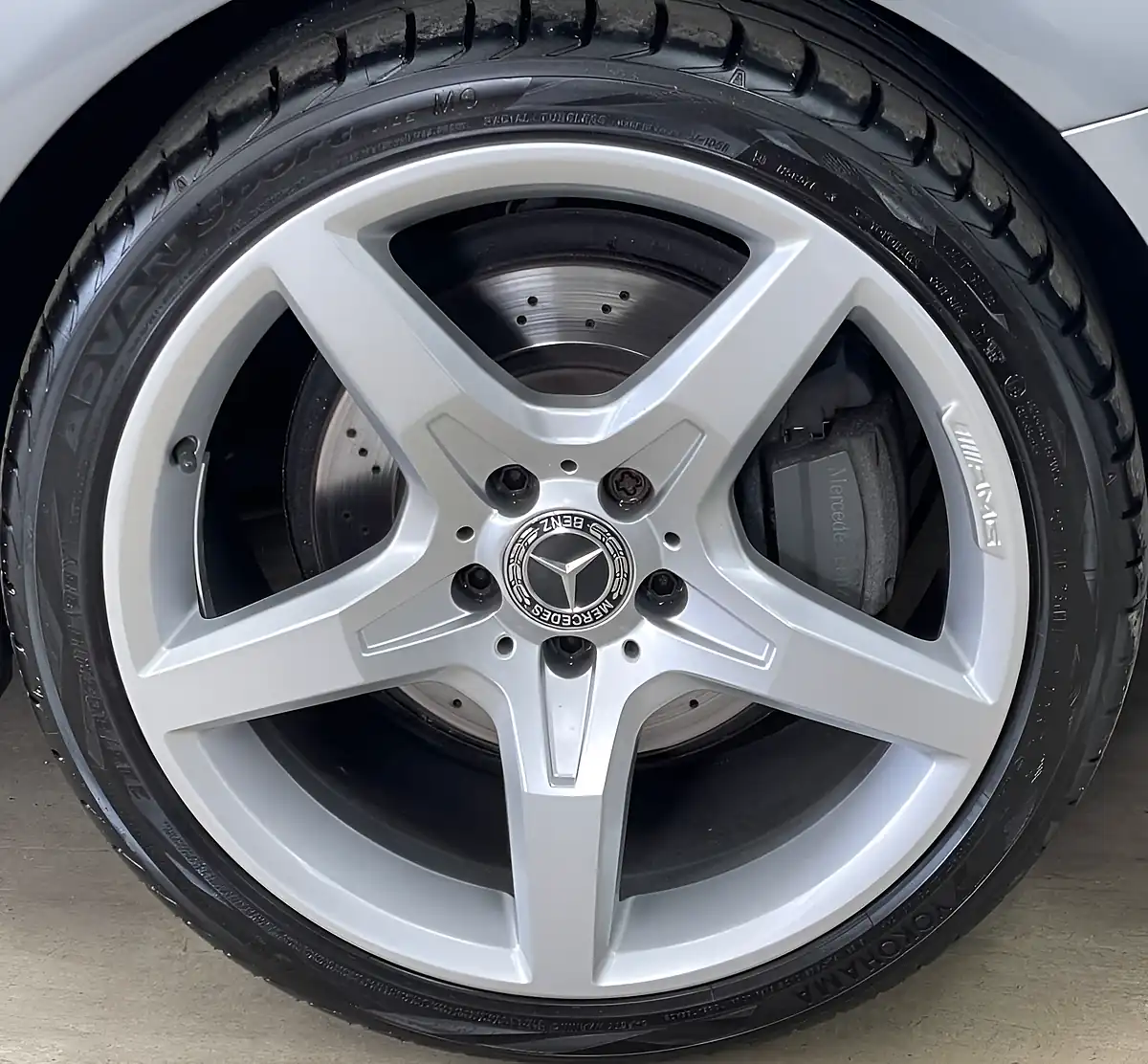Used 2012 Mercedes-Benz Sl AMG Sports Package Palladium Silver - Interior and Exterior details 13