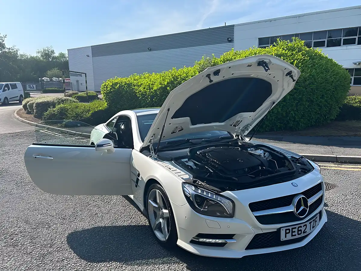 Used 2012 Mercedes-Benz Sl Class Diamond White Pearl - Interior and Exterior details 14