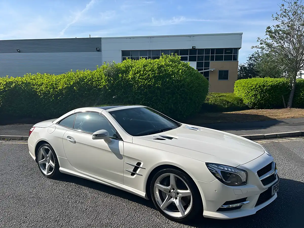 Used 2012 Mercedes-Benz Sl Class Diamond White Pearl - Interior and Exterior details 3