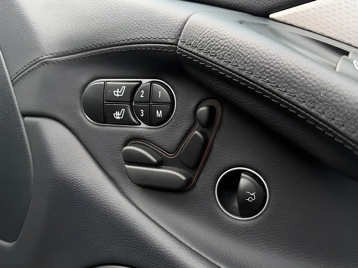 Used 2012 Mercedes-Benz Sl Convertible Silver - Interior and Exterior details 18