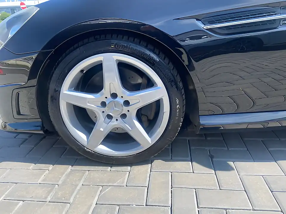 Used 2012 Mercedes-Benz Slk AMG Sport Black - Interior and Exterior details 18