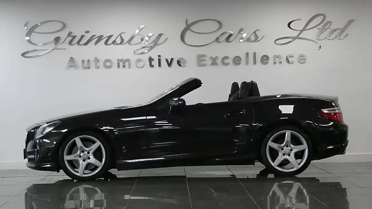 Used 2012 Mercedes-Benz Slk AMG Sport Black - Interior and Exterior details 3