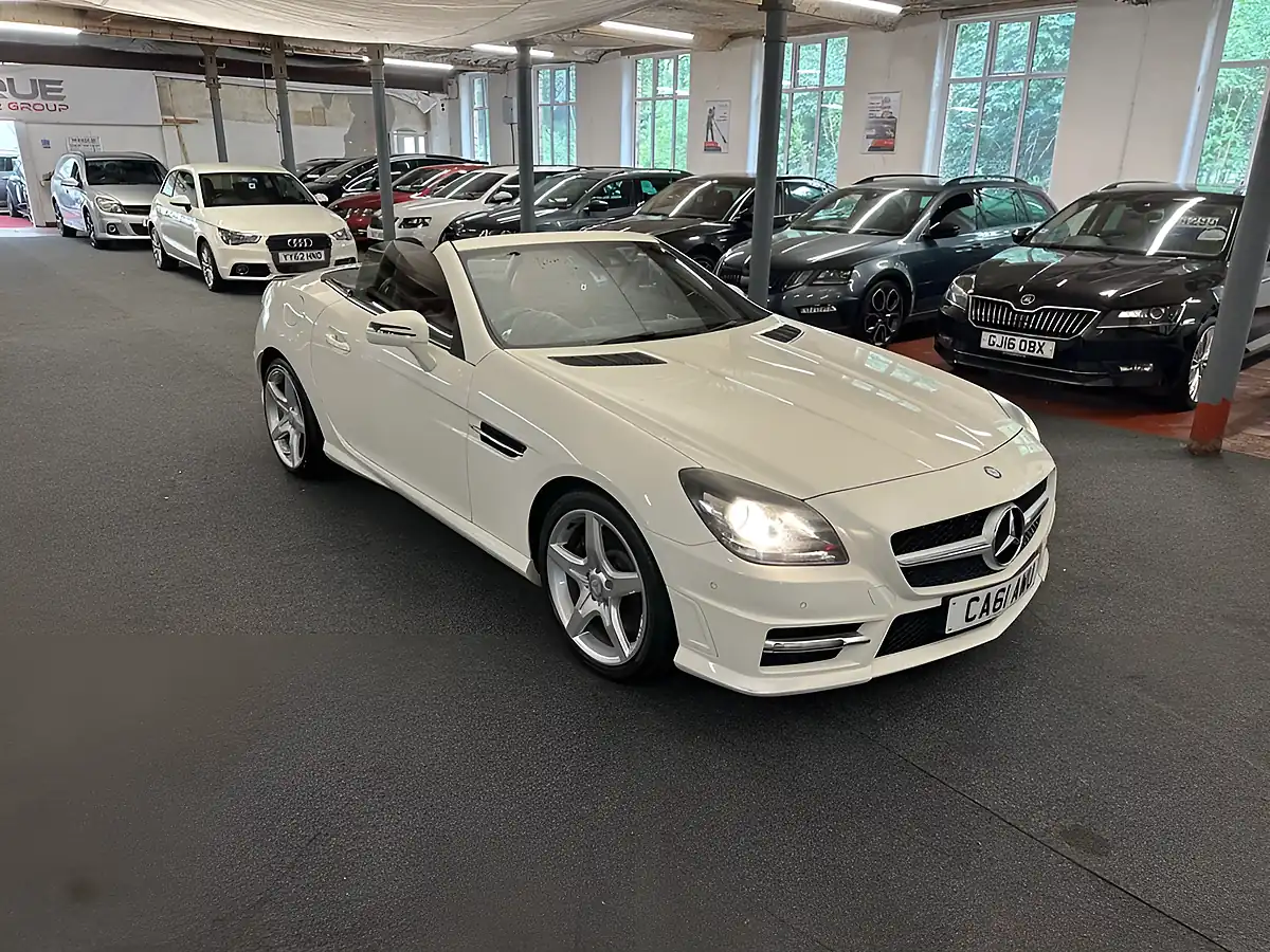 Used 2012 Mercedes-Benz Slk AMG Sport Edition 125 White - Interior and Exterior details 4