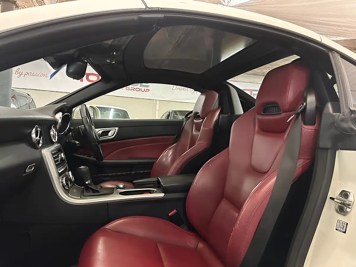 Used 2012 Mercedes-Benz Slk AMG Sport Edition 125 White - Interior and Exterior details 5