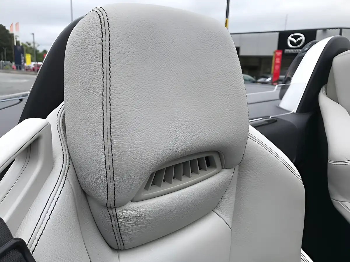 Used 2012 Mercedes-Benz Slk AMG Sport Galenite Silver - Interior and Exterior details 11