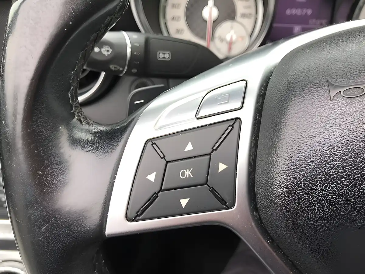 Used 2012 Mercedes-Benz Slk AMG Sport Galenite Silver - Interior and Exterior details 16