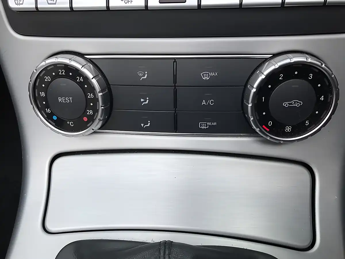 Used 2012 Mercedes-Benz Slk AMG Sport Galenite Silver - Interior and Exterior details 20