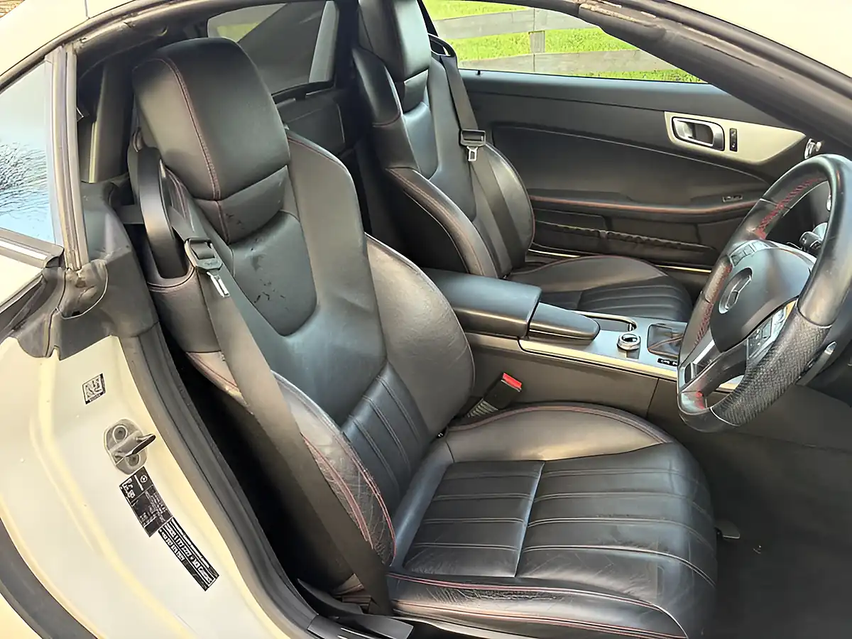 Used 2012 Mercedes-Benz Slk AMG Sport Polar White - Interior and Exterior details 14