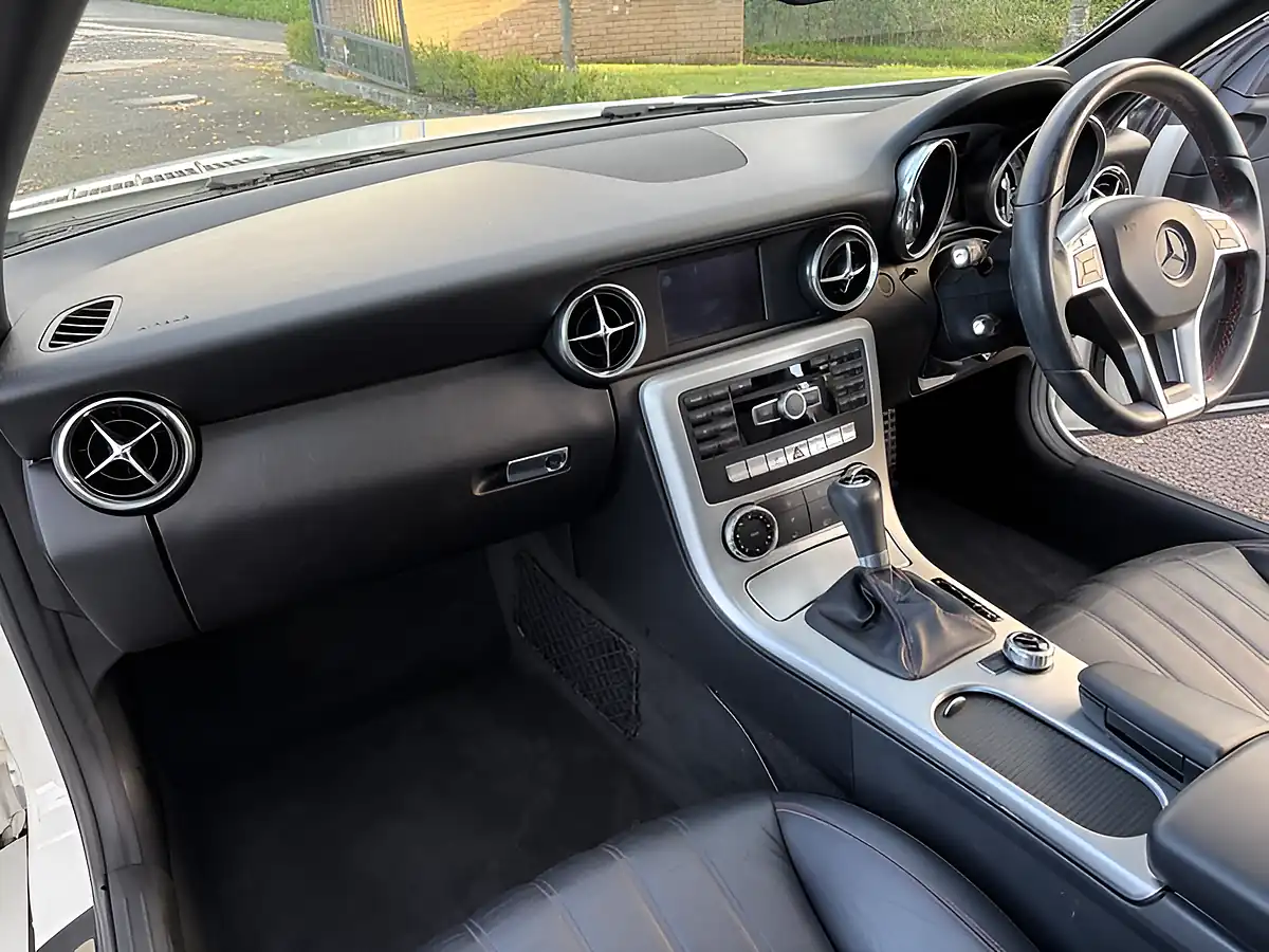 Used 2012 Mercedes-Benz Slk AMG Sport Polar White - Interior and Exterior details 16
