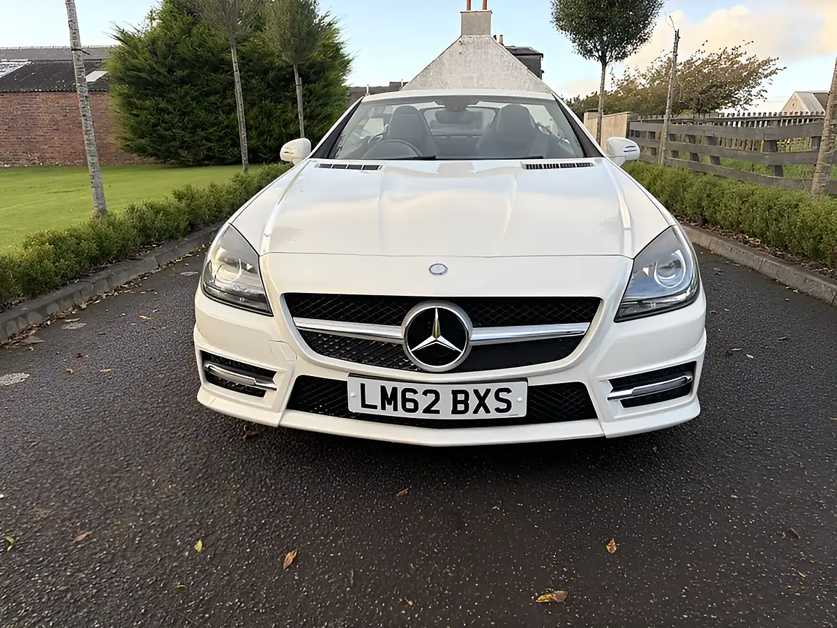 Used 2012 Mercedes-Benz Slk AMG Sport Polar White - Interior and Exterior details 4