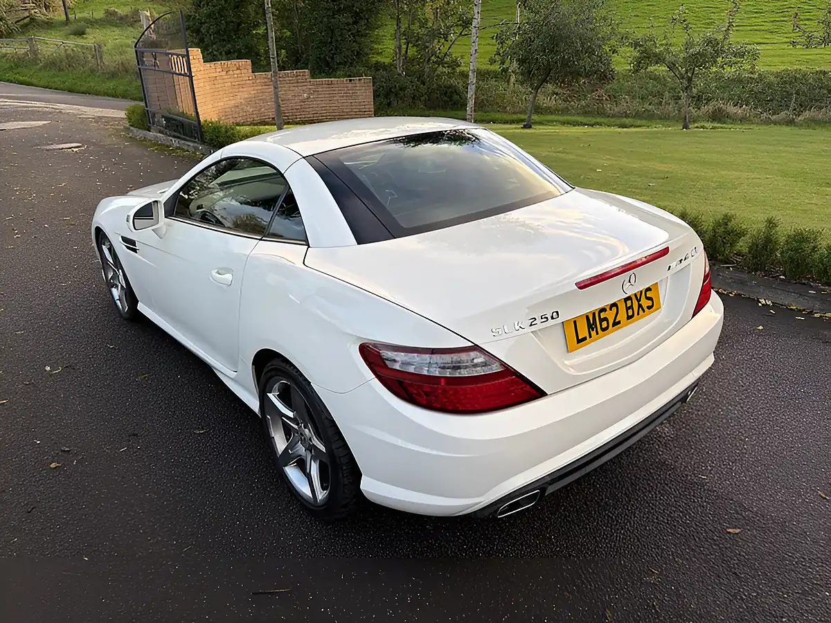 Used 2012 Mercedes-Benz Slk AMG Sport Polar White - Interior and Exterior details 9