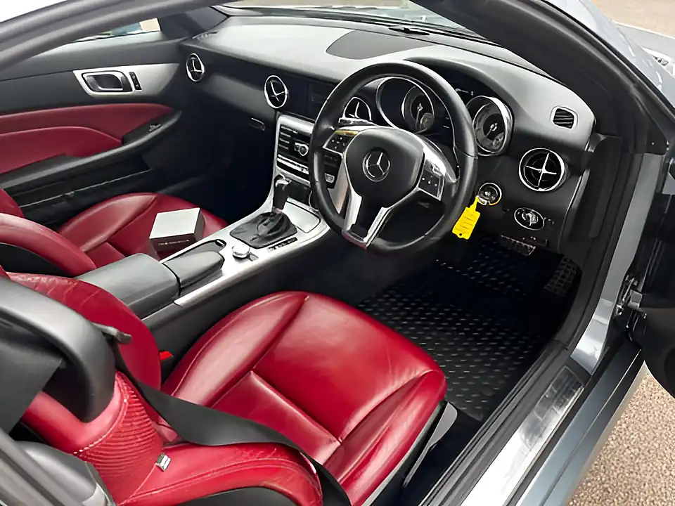 Used 2012 Mercedes-Benz Slk AMG Sport Silver - Interior and Exterior details 12