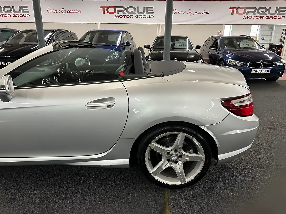 Used 2012 Mercedes-Benz Slk AMG Sport Silver - Interior and Exterior details 20