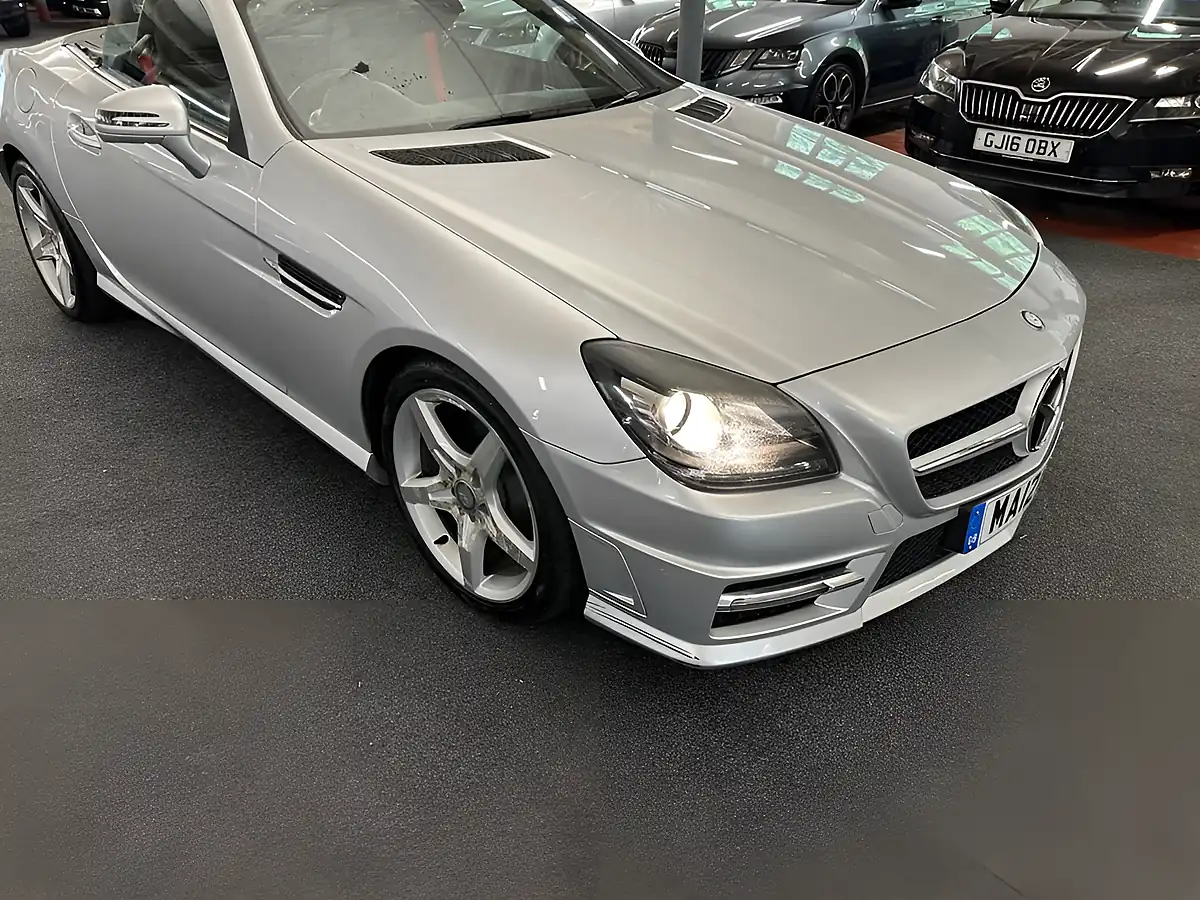 Used 2012 Mercedes-Benz Slk AMG Sport Silver - Interior and Exterior details 4