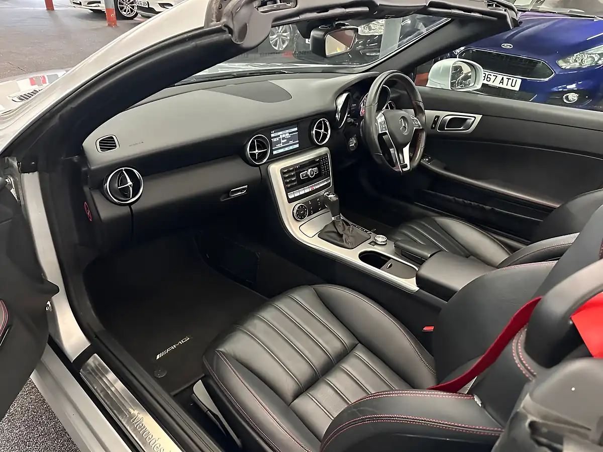 Used 2012 Mercedes-Benz Slk AMG Sport Silver - Interior and Exterior details 9