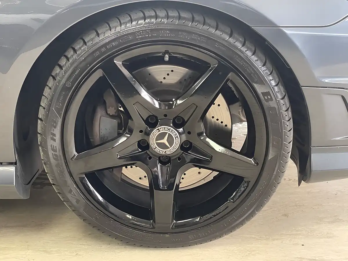 Used 2012 Mercedes-Benz Slk AMG Sport Tenorite Grey - Interior and Exterior details 10