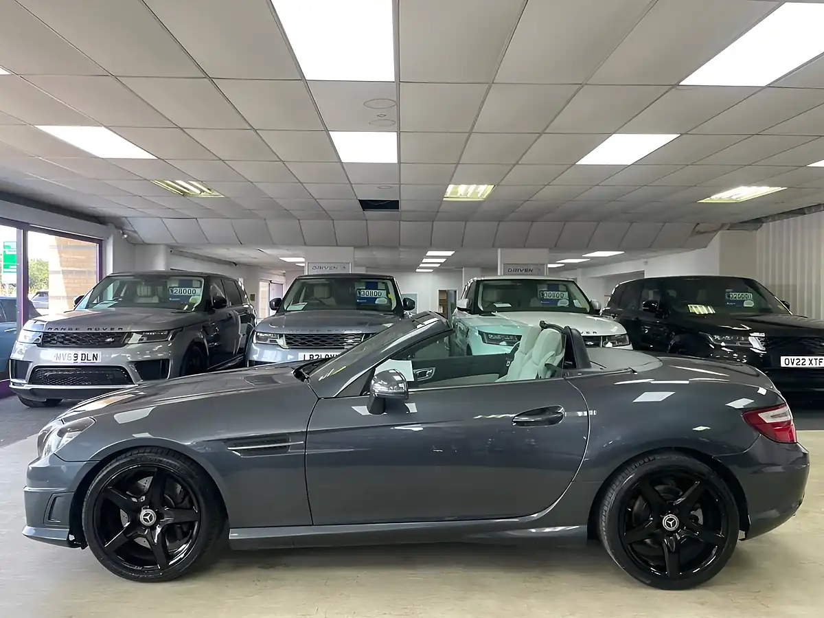 Used 2012 Mercedes-Benz Slk AMG Sport Tenorite Grey - Interior and Exterior details 8
