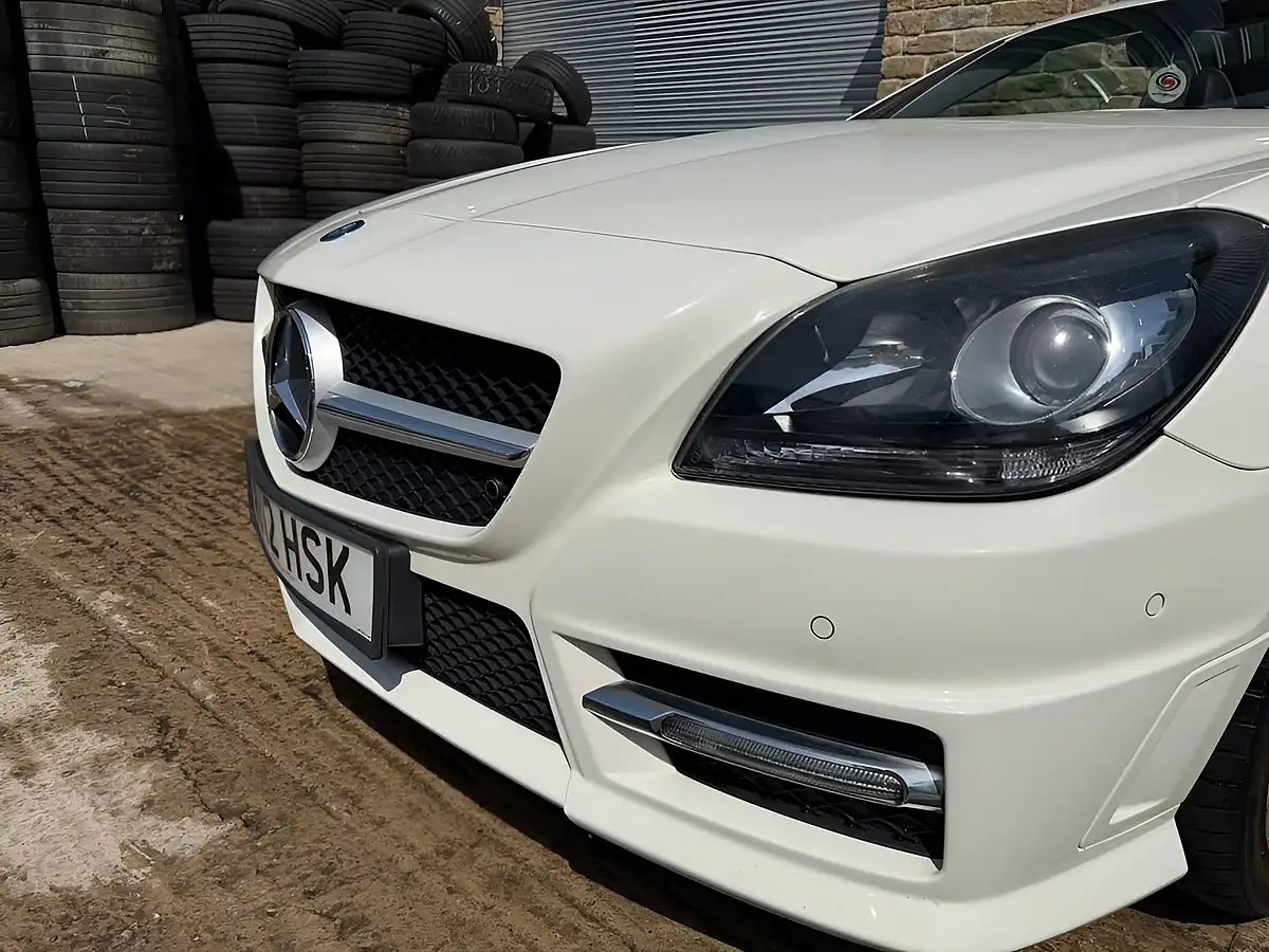 Used 2012 Mercedes-Benz Slk AMG Sport White - Interior and Exterior details 12