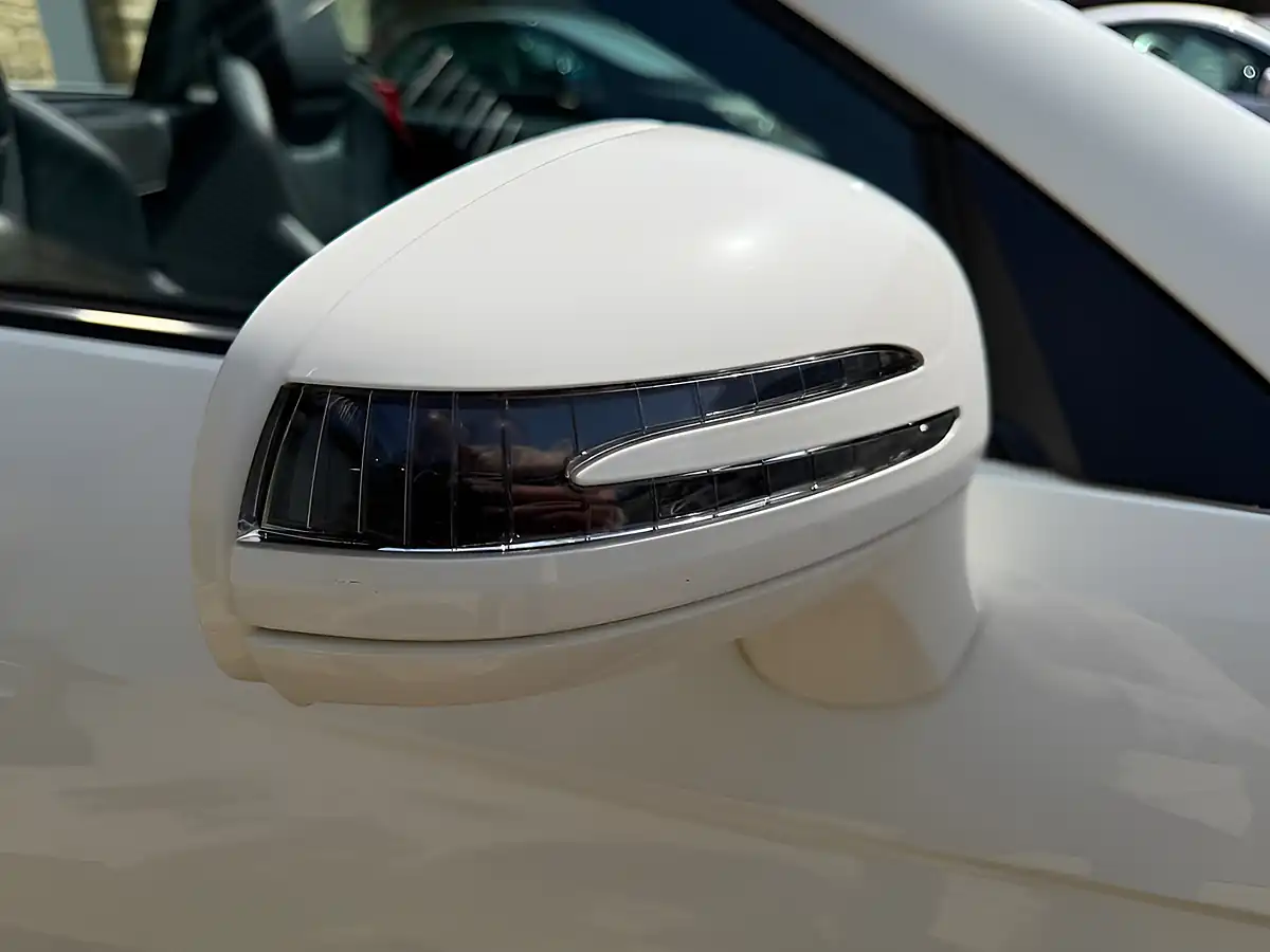 Used 2012 Mercedes-Benz Slk AMG Sport White - Interior and Exterior details 15