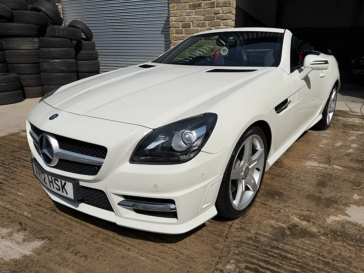 Used 2012 Mercedes-Benz Slk AMG Sport White - Interior and Exterior details 3