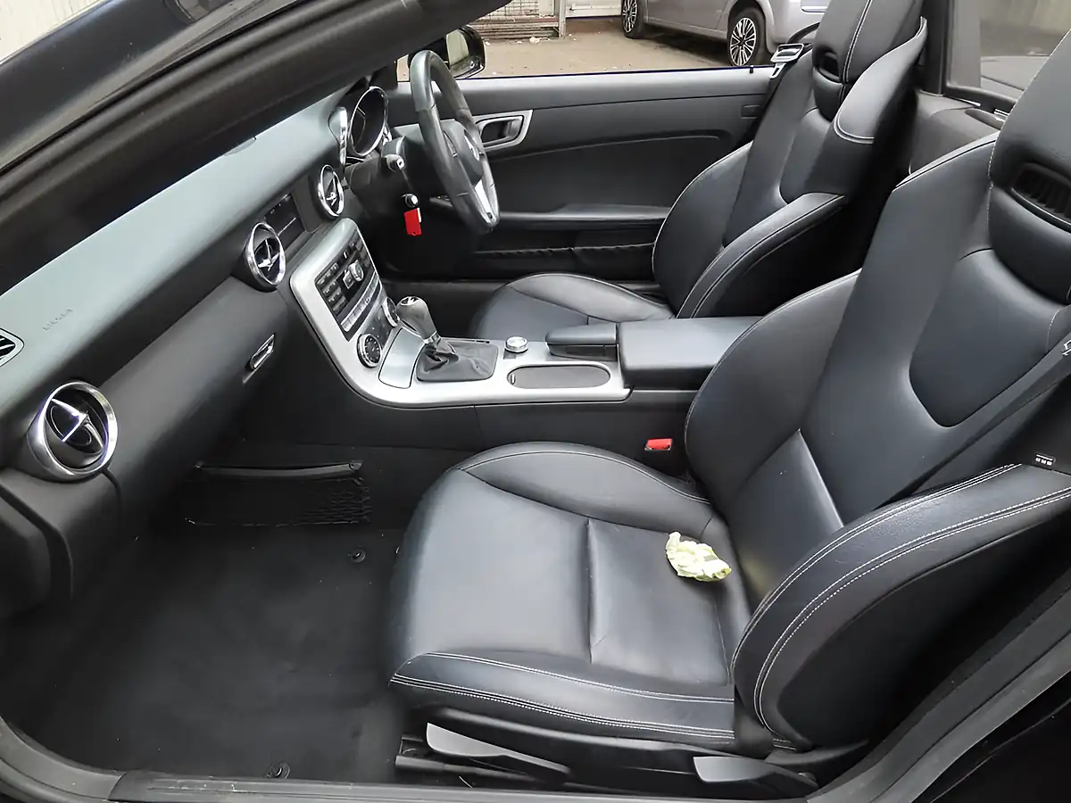 Used 2012 Mercedes-Benz Slk Convertible Black - Interior and Exterior details 6
