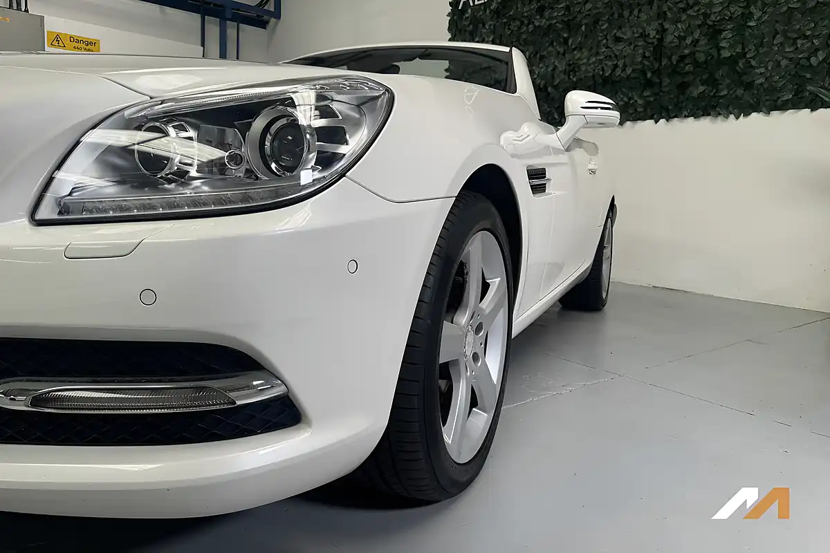Used 2012 Mercedes-Benz Slk SLK250 Blueefficiency White - Interior and Exterior details 10
