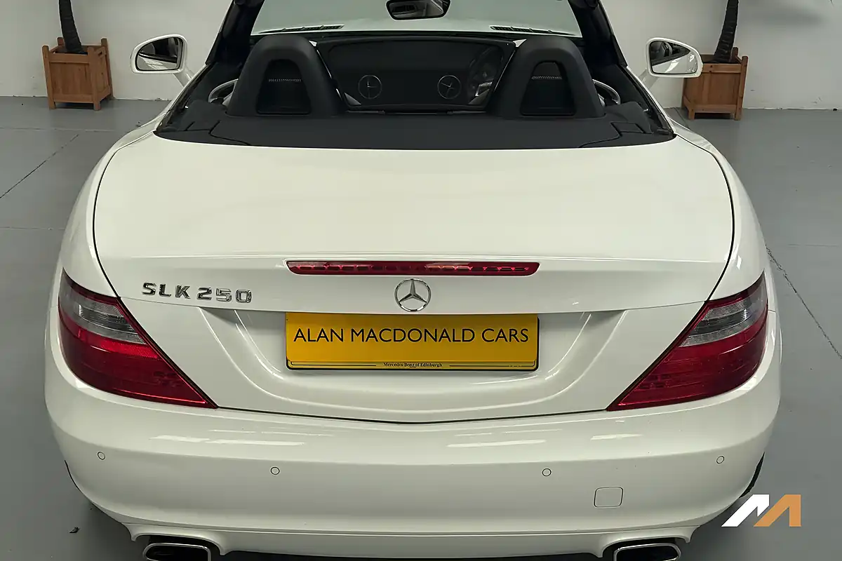 Used 2012 Mercedes-Benz Slk SLK250 Blueefficiency White - Interior and Exterior details 17