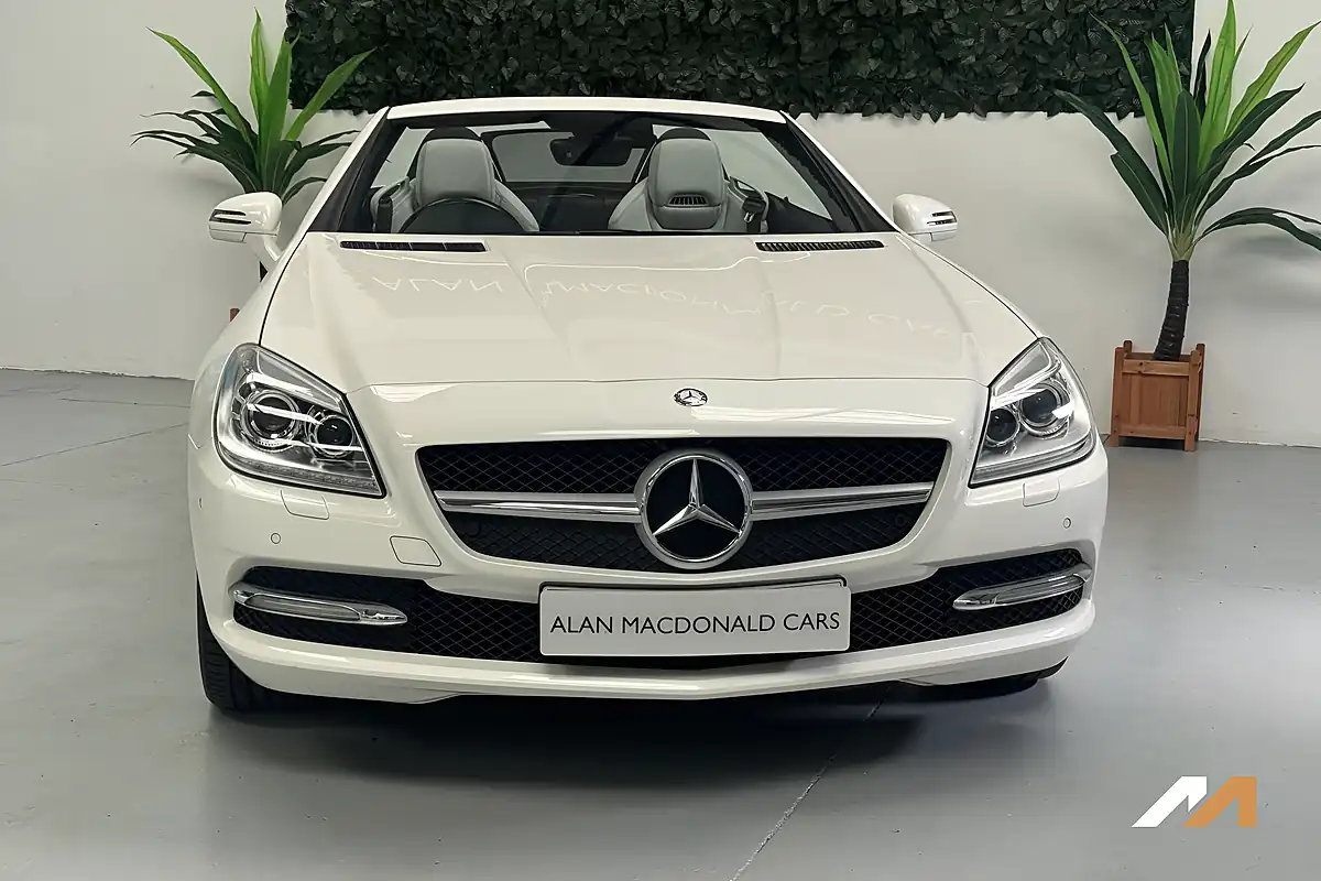 Used 2012 Mercedes-Benz Slk SLK250 Blueefficiency White - Interior and Exterior details 8