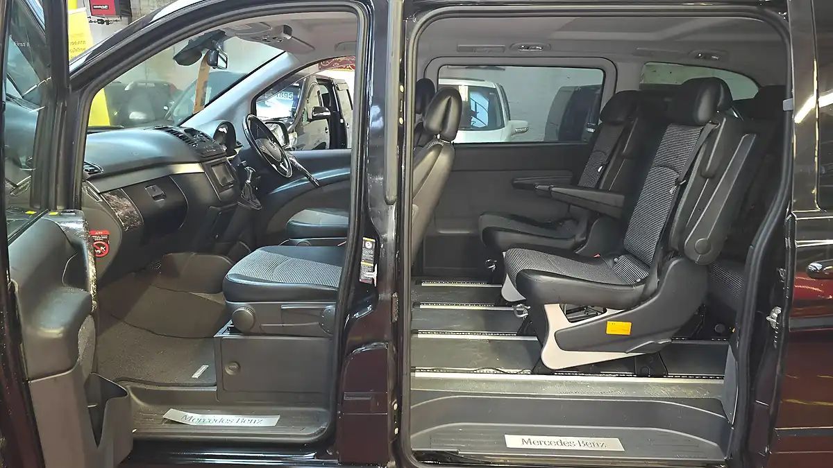 Used 2012 Mercedes-Benz V Class Ulez Free 7 Seater Black - Interior and Exterior details 6