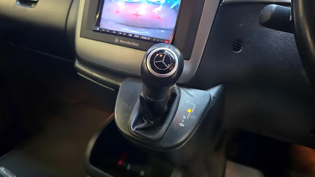 Used 2012 Mercedes-Benz V Class Ulez Free 7 Seater Black - Interior and Exterior details 7