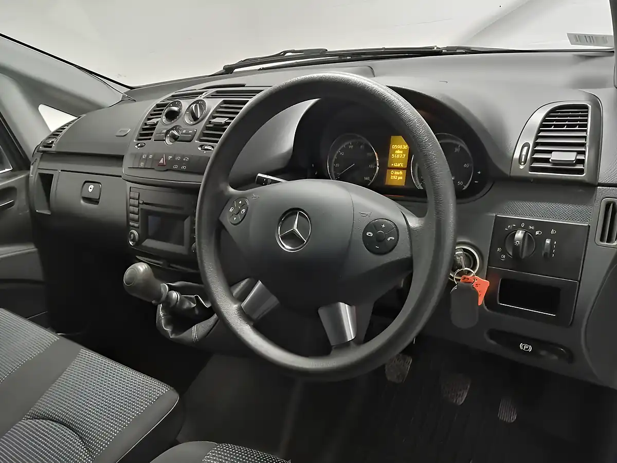 Used 2012 Mercedes-Benz Vito Dualiner Grey - Interior and Exterior details 6